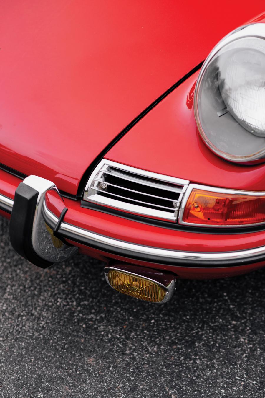 Логотип Porsche 911 2.0 Targa (901) 1966 года  (NA) (фото 19 из 35)